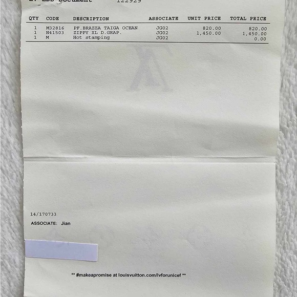 Louis Vuitton Men’s Wallet - Picture 2 of 9